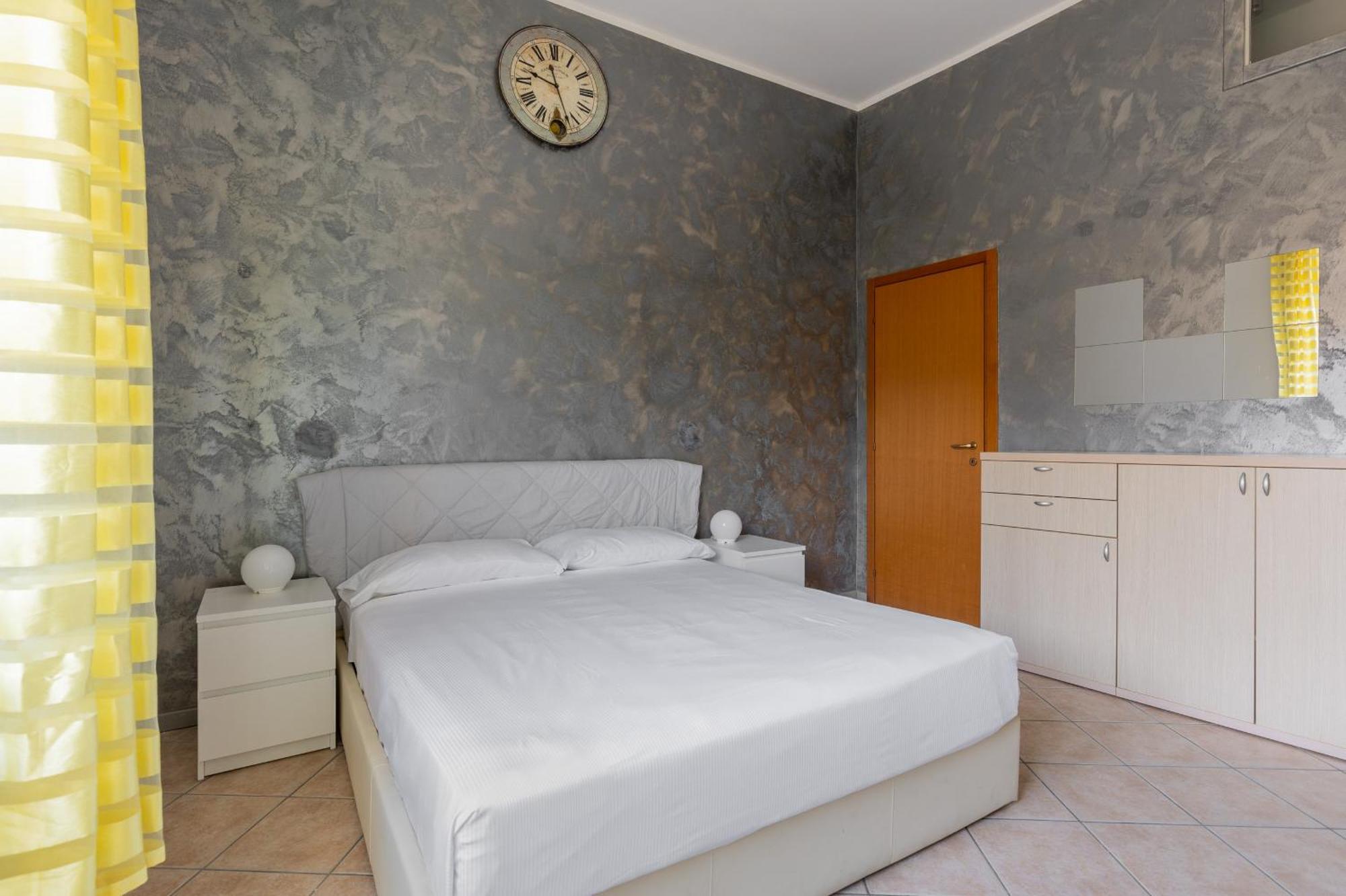 Gramsci 3 Studios By Wonderful Italy Bologna Bagian luar foto